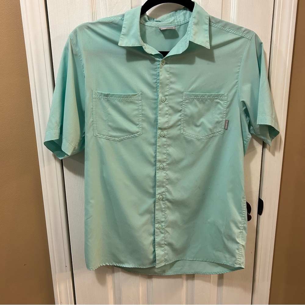Columbia Men's Medium Slack Tide Camp Shirt Mint Read full description